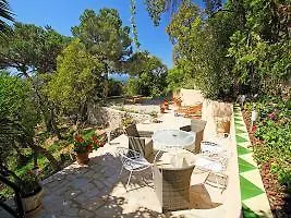 La Riviera Inh 29269 Hotel